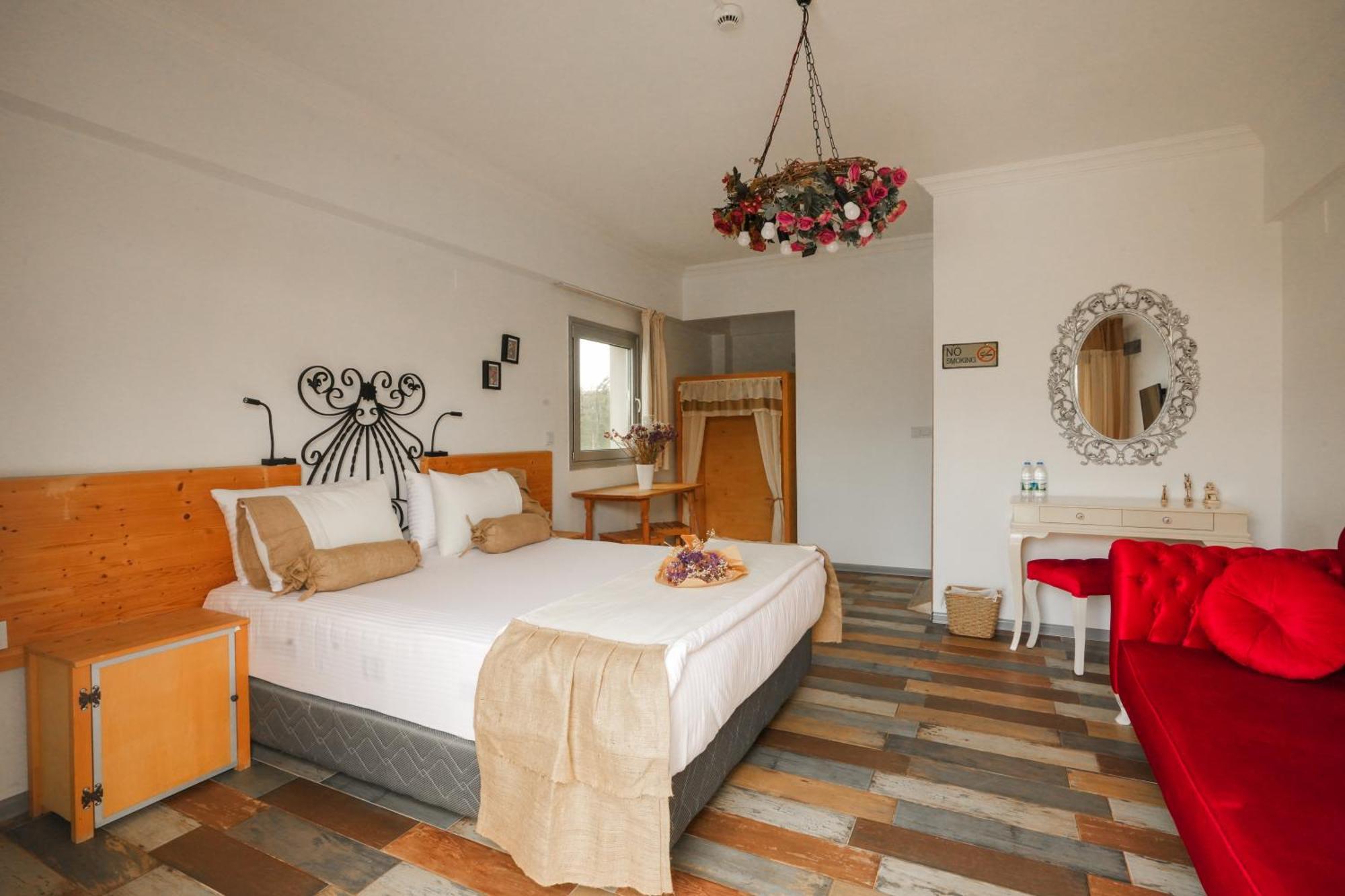 La Vida Otel Урла Екстер'єр фото