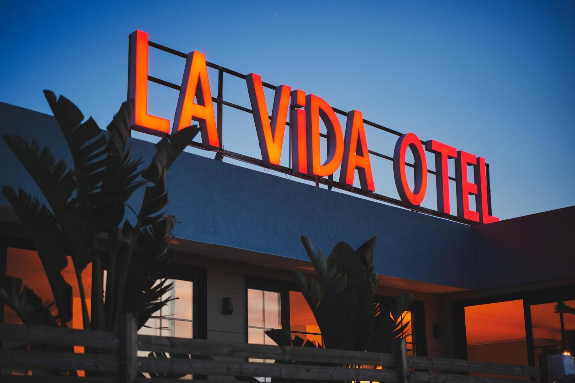 La Vida Otel Урла Екстер'єр фото